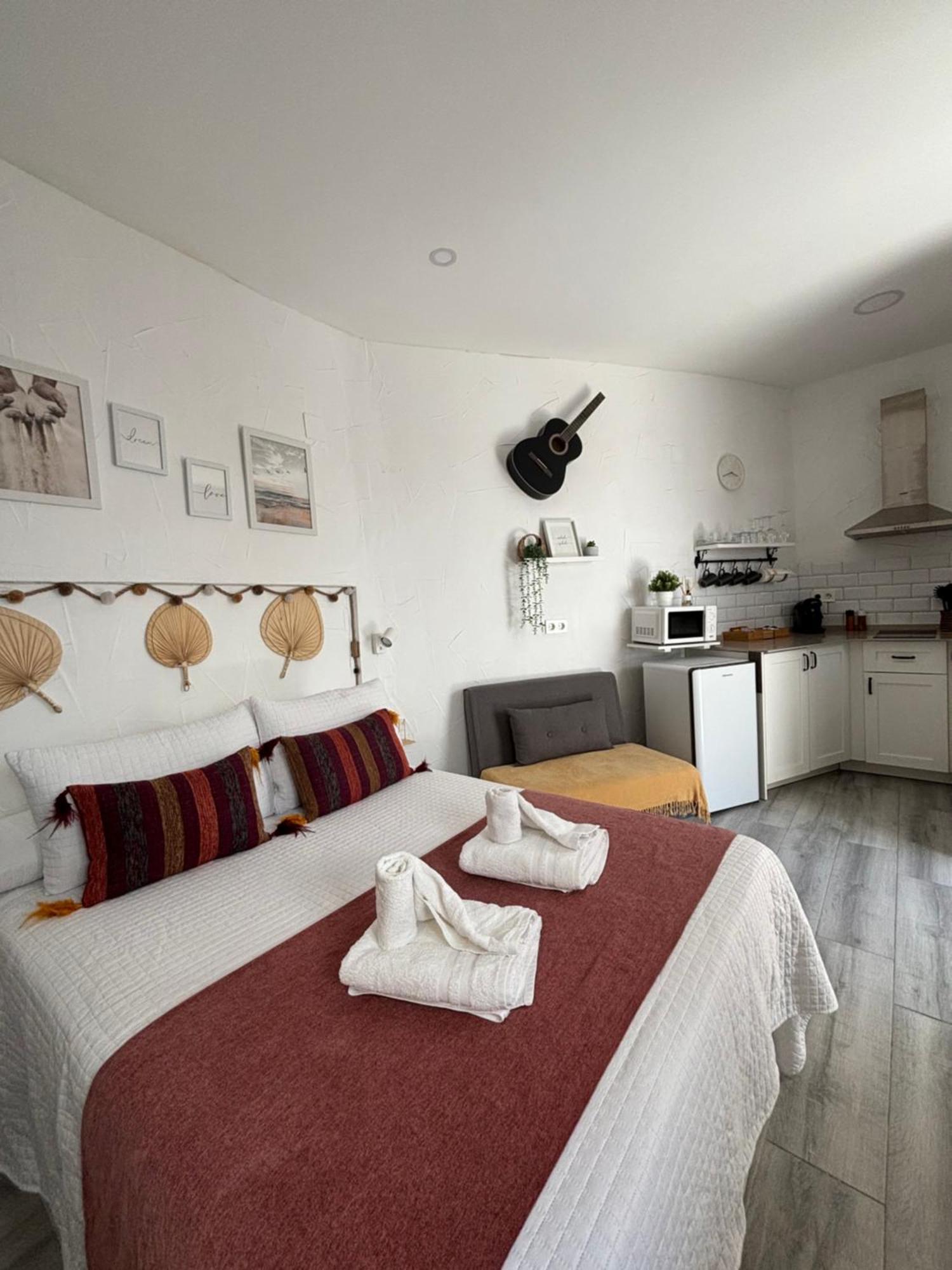 Apartamento La Lola - Patio Privado Jerez de la Frontera Exterior photo