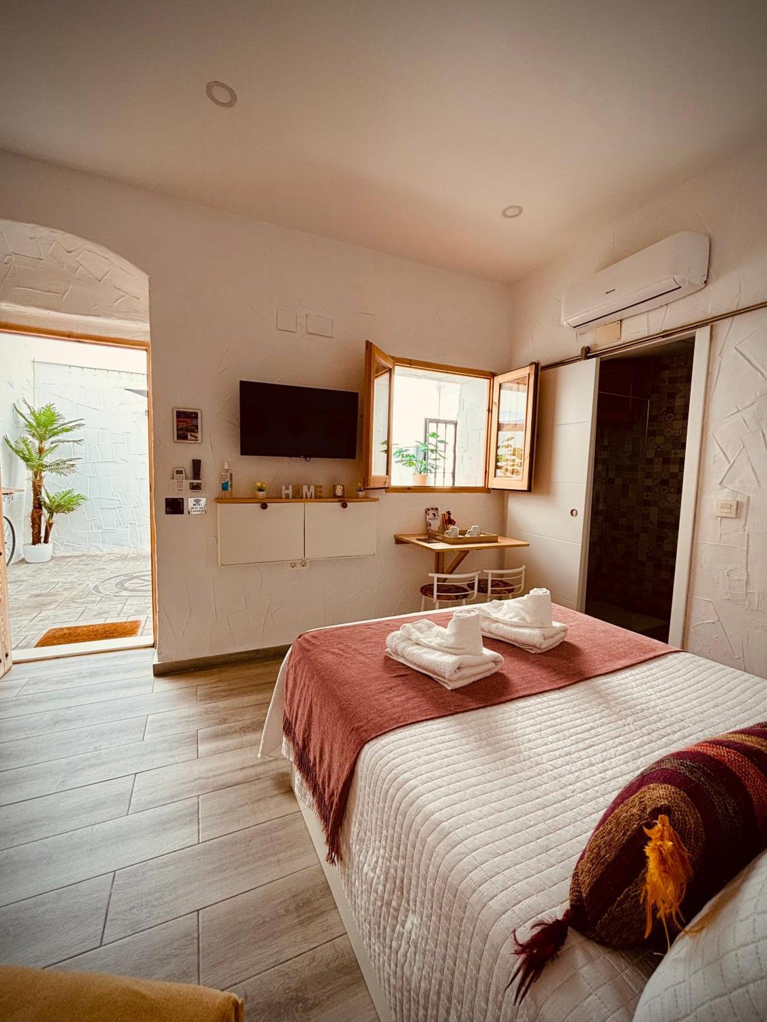 Apartamento La Lola - Patio Privado Jerez de la Frontera Exterior photo